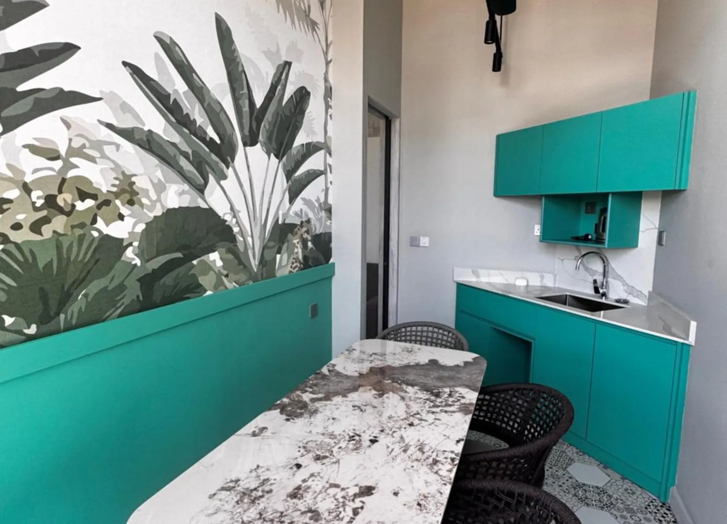 Fifth Avenue Hotel George Town