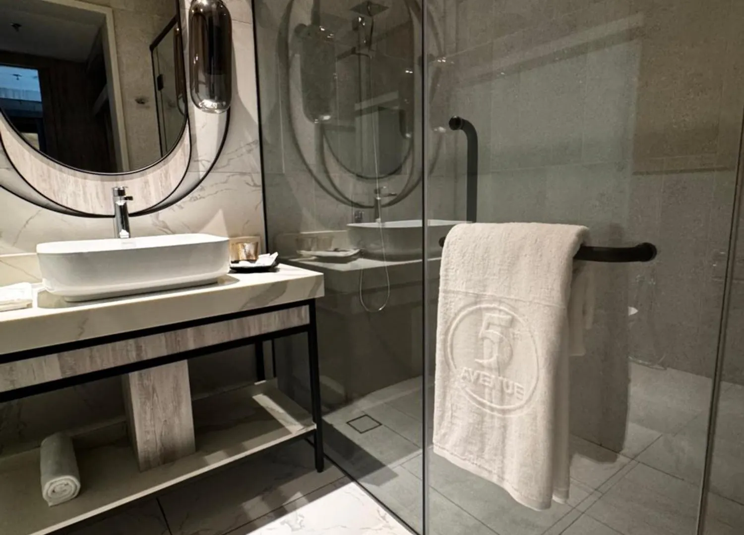 Fifth Avenue Hotel George Town