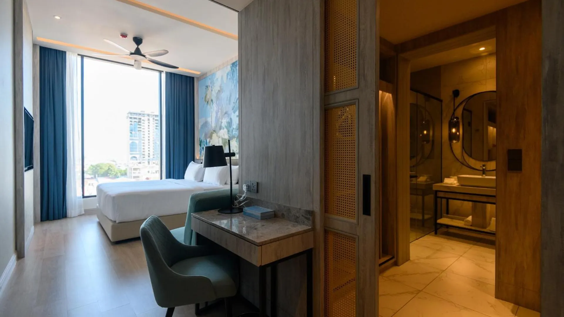 Fifth Avenue Hotel George Town